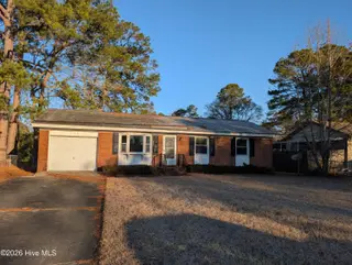 204 Shamrock Drive, Jacksonville, NC 28540 – photo 2: PXL_20260113_131548702