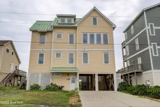 138 Topsail Road, North Topsail Beach, NC 28460 – photo 5: 003_p1655048_49_50_51_52_53_54