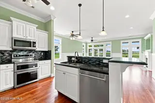 222 Taylorwood Drive, Beaufort, NC 28516 – photo 7: 31-web-or-mls-222 Taylorwood 042_edit