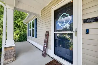 100 Belle Meade Court, Benson, NC 27504 – photo 4: 7-web-or-mls-IMG_2395