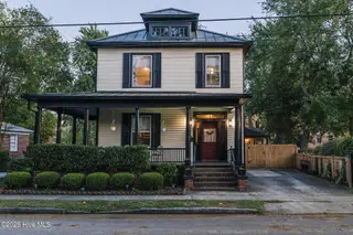 615 New Street, New Bern, NC 28560 – photo 12: Bonci_RealEstatePhotos_SamanthaMilligan_