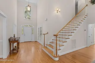 121 Oakleaf Drive, Pine Knoll Shores, NC 28512 – photo 10: entry