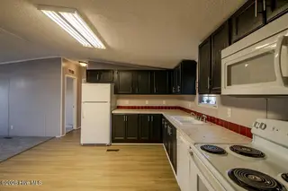 181 Aberdeen Lane, Jacksonville, NC 28540 – photo 15: IMG_2423-HDR
