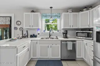 3012 Northwoods Drive, Jacksonville, NC 28540 – photo 18: Kitchen