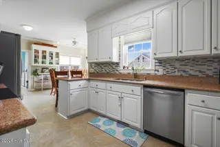 105 Pointe Drive, La Grange, NC 28551 – photo 5: 37-105 Pointe Dr-37