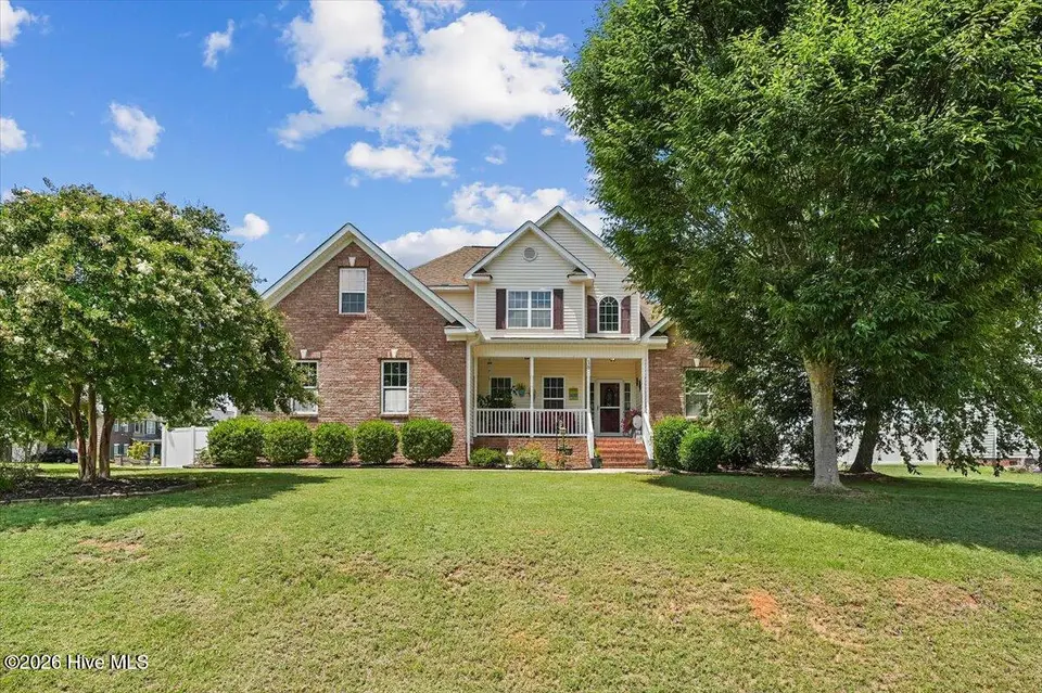 18 Treewood Lane, Clayton, NC 27527 – photo 1 of 43: 18 Treewood Lane