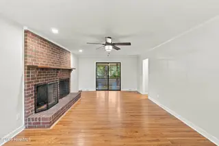 238 Shannon Drive, Wilmington, NC 28409 – photo 13: 13_living room