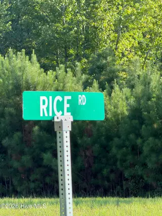 1 Rice Road, Zebulon, NC 27597 – photo 4: IMG_2332