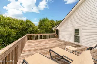 102 Sandpiper Lane, Indian Beach, NC 28512 – photo 17: Elevated deck