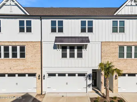 823 Anchors Bend Way, Wilmington