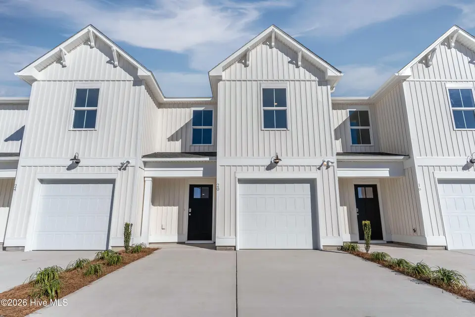 20 W Farley Drive 100, Hampstead, NC 28443 – photo 1 of 25: C2S02429-HDR