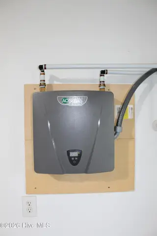 317 Foxhall Road, Newport, NC 28570 – photo 23: Water Heater