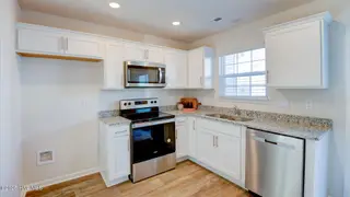 4129 Laurel Ridge Drive B, Greenville, NC 27834 — 2-bedroom townhome in Laurel Ridge, Greenville, NC, photo 13 of 27: 4129 Laurel Ridge Drive B