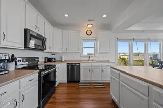 2060 New River Inlet Road, North Topsail Beach, NC 28460 – photo 17: 33-web-or-mls-_RAD0356