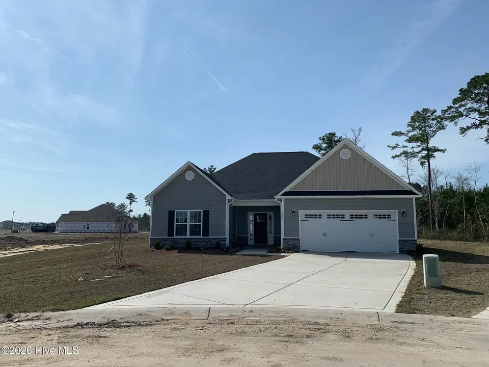 829 Maritime Way, Jacksonville, NC 28546 – photo 1 of 25: IMG_0863