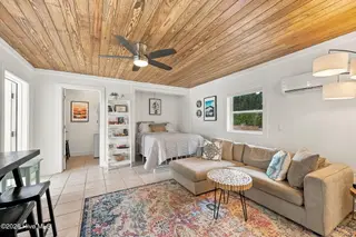2306 Emerald Drive 1, Emerald Isle, NC 28594 — condo in Emerald Cove Condominiums, Emerald Isle, NC, photo 13 of 51: Unit 1 Studio