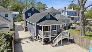 412 E 2nd Street, Washington, NC 27889 – photo 5: 5-web-or-mls-dji_20260414115353_0786_d