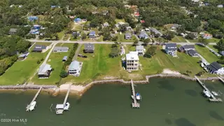 606 Island Road, Harkers Island, NC 28531 – photo 10: 12-web-or-mls-DJI_20260918124453_0034_D