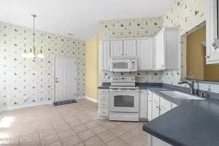 12 Calabash Lakes Boulevard, Carolina Shores, NC 28467 – photo 9: Kitchen