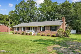 2430 Forrest Drive, Kinston, NC 28504 – photo 3: 03-2430 Forrest Dr-3