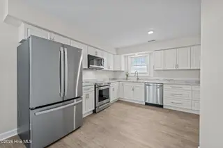 707 Plantation Drive, New Bern, NC 28562 – photo 11: 30-web-or-mls-DSC_2705
