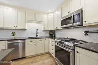 424 Camelia Drive, Washington, NC 27889 – photo 23: 43-web-or-mls-IMG_9232