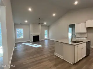 1213 St Simons Drive SE, Bolivia, NC 28422 – photo 15: Living Room