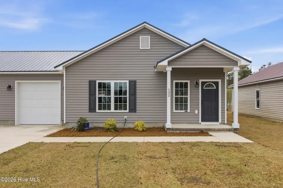 132 Macdonald Boulevard, Havelock, NC 28532 – photo 1 of 31: 2_img_0365