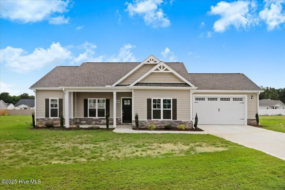 209 Dunbar Hill Drive, Fremont, NC 27830 – photo 1 of 29: 01-209 Dunbar Hl Dr-1