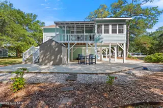 101 W Oak Island Drive, Oak Island, NC 28465 – photo 10: 101 W Oak Island Drive 10
