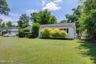 602 Seminole Trail, Jacksonville, NC 28540 – photo 3: 602SeminoleTrail(1)