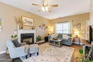 118 Moonstone Court, Jacksonville, NC 28546 – photo 11: Living Rm 2