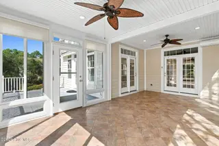 3623 Wingfoot Drive, Southport, NC 28461 — 3-bedroom home in St James, Southport, NC, photo 15 of 64: Sunroom