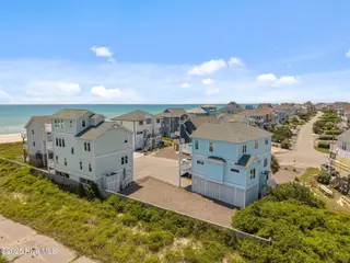 130 N Permuda Wynd Drive, North Topsail Beach, NC 28460 – photo 11: 20250509172900685988000000-o