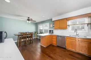 233 Heritage Park Drive, Wilmington, NC 28401 — 3-bedroom home in Heritage Park, Wilmington, NC, photo 8 of 33
