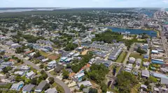 210 Greenville Avenue Unit 1, Carolina Beach, NC 28428 — 4-bedroom townhome, Carolina Beach, NC, photo 24 of 25