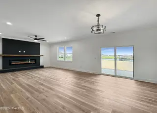 2224 Yawl Street, Elizabeth City, NC 27909 – photo 11: Living Room