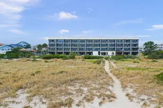 711 S Lumina Avenue 103, Wrightsville Beach, NC 28480 — 1-bedroom condo in Surf Motel Condo, Wrightsville Beach, NC, photo 4 of 19: Surf Suites 103 3