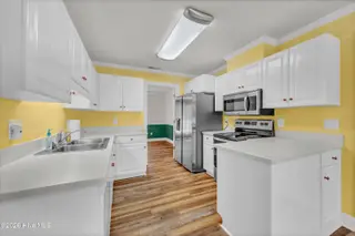 3601 Amber Drive, Wilmington, NC 28409 – photo 8: 008_img_8790_644