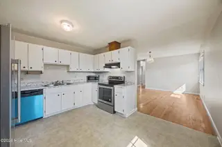 2909 Northwoods Drive, Jacksonville, NC 28540 – photo 20: 18-web-or-mls-2909 Northwoods Dr. 45
