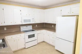 3870 Countryaire Drive, Ayden, NC 28513 – photo 15: 3870 Countryaire Dr.-15 - Copy