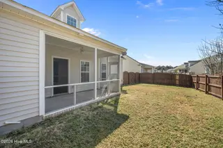 1912 Leighton Drive A, Greenville, NC 27834 – photo 8: 6-web-or-mls-BLS_0003 (1)