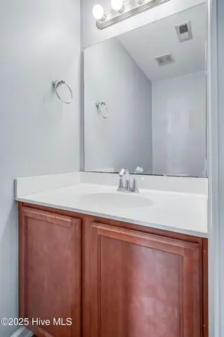 317 Glen Cannon Drive, Jacksonville, NC 28546 – photo 15: DSC_8572