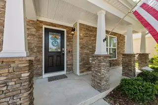 324 Frida Road, New Bern, NC 28560 – photo 5: Front Porch 01