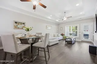 2528 Brookville Drive B, Greenville, NC 27834 – photo 15: 36-web-or-mls-img_0041