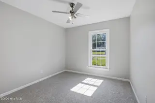 530 Shadowridge Road, Jacksonville, NC 28546 — 4-bedroom home in Brynn Marr, Jacksonville, NC, photo 13 of 32: shadow-14