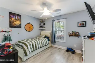1127 E Boiling Spring Road, Southport, NC 28461 – photo 18: 1127 E Boiling Spring-16