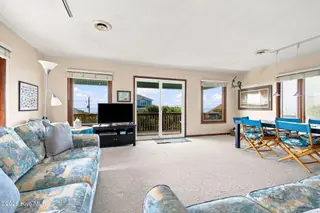 1308 Ocean Drive, Emerald Isle, NC 28594 – photo 6: living/dining