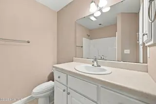 2205 Penncross Drive, Greenville, NC 27834 — 3-bedroom home in Meadow Woods, Greenville, NC, photo 20 of 37: 23-web-or-mls-BLS_0242_edit