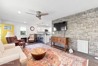 108 Farm Drive, Elizabeth City, NC 27909 – photo 12: 66_012__39a5738_declutter_37962b47